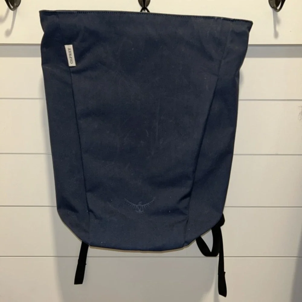 Osprey ARCANE Daybag Backpack Large Zip Top 18 Ltr Navy Canvas Fits 15